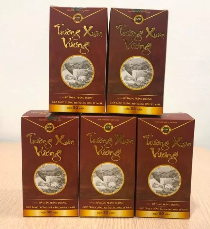 Trường Xuân Vương lừa đảo